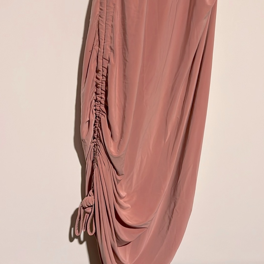Missguided High Neck Ruched Dress - Picture 7 of 9